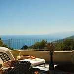 Maison Capucine - Vue Mer, Piscine & Charme Du Cap