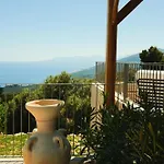 Maison Capucine - Vue Mer, Piscine & Charme Du Cap Holiday home *
