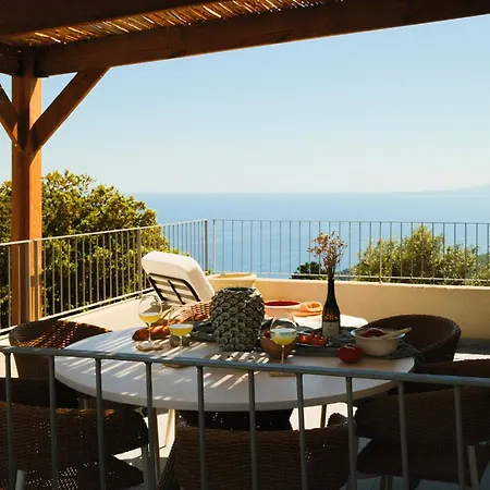 Maison Capucine - Vue Mer, Piscine & Charme Du Cap * Brando